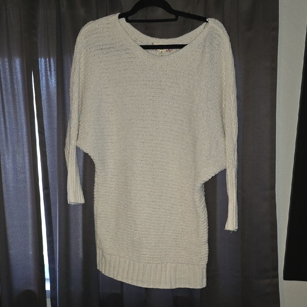 Pink Rose Cream Women's Sweater